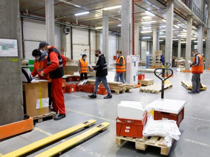 «Нова пошта» скоротить персонал: подробиці