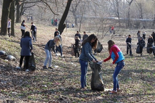  Як у Луцьку прибирали ДПЗ. ФОТО