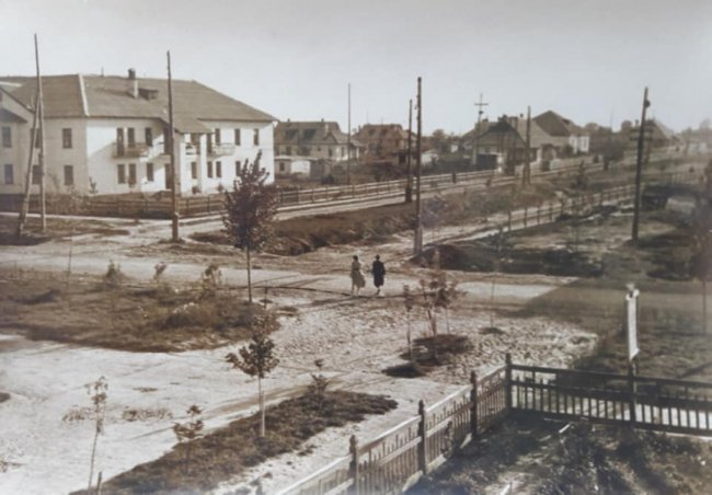 Яким було селище Іваничі у післявоєнний період. РЕТРОФОТО