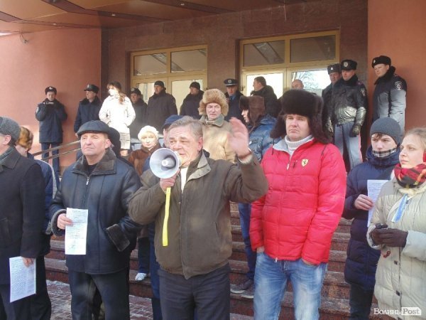 У Луцьку - пікет міліції. ФОТО. ВІДЕО