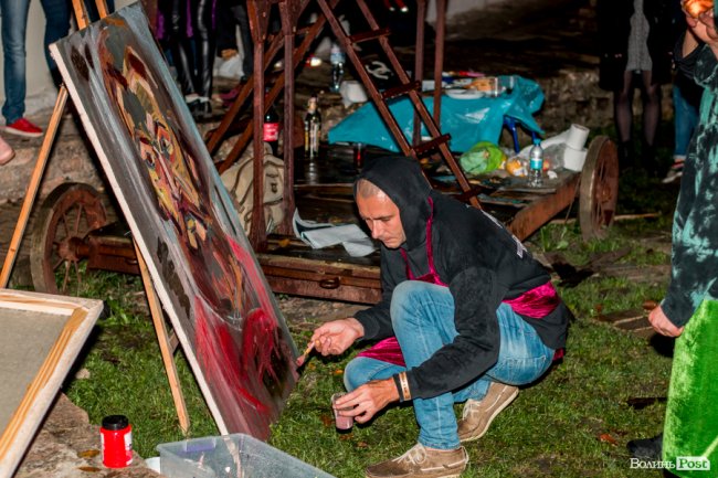 Танці під дощем та ангели на мурах: чим дивувала гостей «Ніч у Луцькому замку». ФОТО