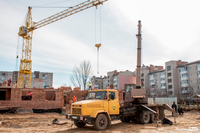 Ростуть, мов на дріжджах: як у ЖК «Caramel Residence» будують «карамельні» багатоповерхівки. ФОТО*