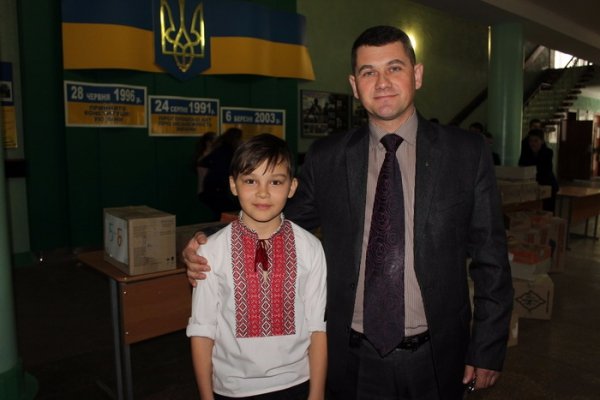 Луцькі ліцеїсти зібрали допомогу для бійців АТО. ФОТО