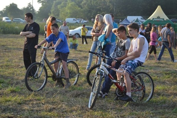На дебютному «Франко-фесті» зібрались десятки тисяч людей та три луцькі гурти. ФОТО