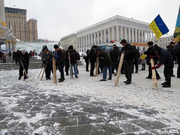 Дошка оголошень. НОТАТКИ ОЧЕВИДЦЯ. ФОТО