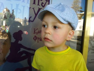 Вийшов з дитсадка і зник: у Луцьку загубився 4-річний хлопчик. ФОТО. ОНОВЛЕНО