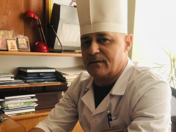 Луцькі хірурги видалили з живота жінки 15 кг жиру та шкіри.ФОТО