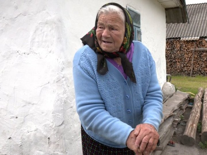 Губляки, ребрена, натина: 93-річна волинянка розповіла про діалектизми, які вживають у селі