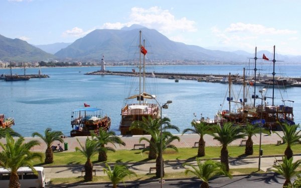 Автор: Андрій Михайлов