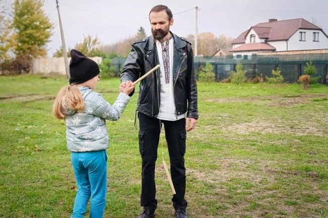 Волинський майстер робить 200 видів народних іграшок. ВІДЕО