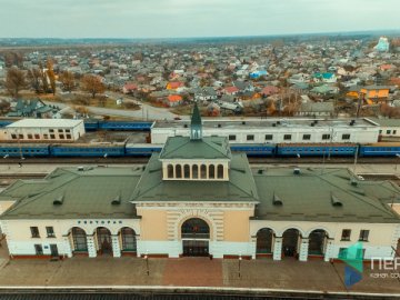 Показали Ковельський залізничний вокзал з висоти пташиного польоту. ФОТО