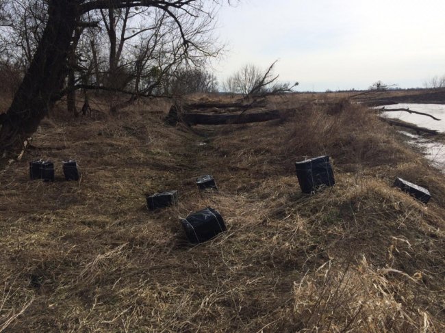 Луцькі прикордонники перешкодили масштабному переміщенню контрабанди. ФОТО