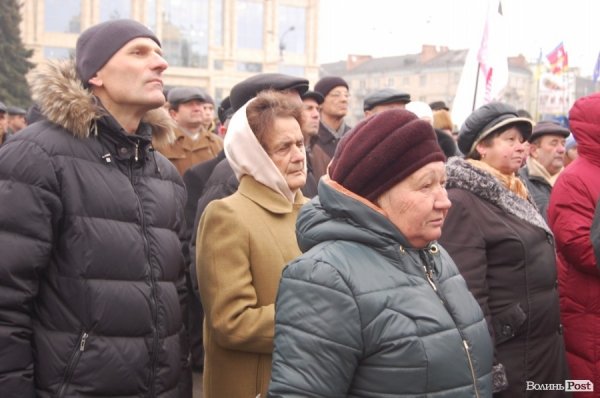 Народне віче в Луцьку. ФОТО