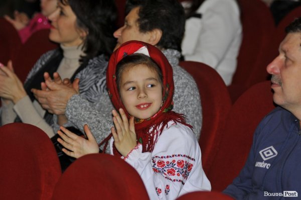 Фото з фестивалю вертепів у Луцьку