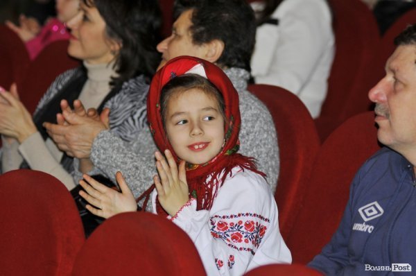 Фото з фестивалю вертепів у Луцьку