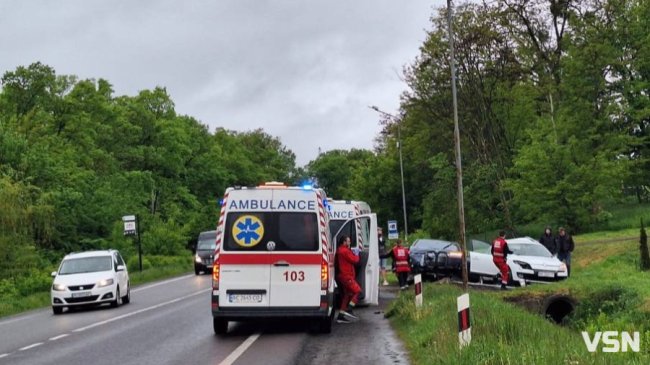 Аварія в Луцьку: не розминулися два легковики