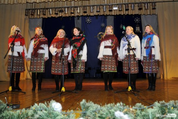 Різдвяний концерт у Луцьку: вальс, вірш і віншування