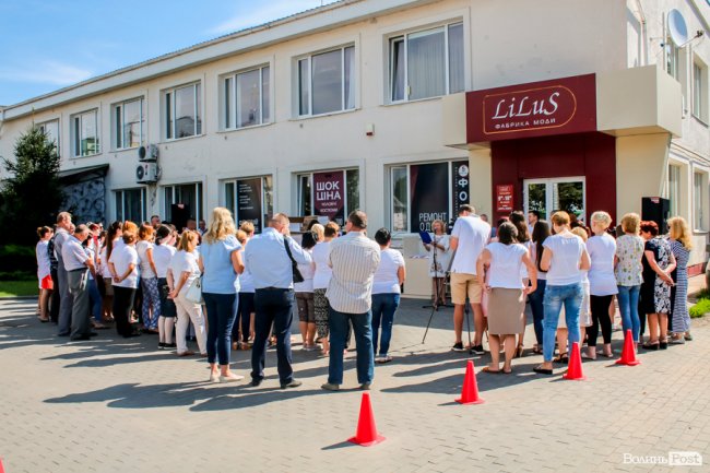 Діти загиблих воїнів отримали вишивані подарунки. ФОТО