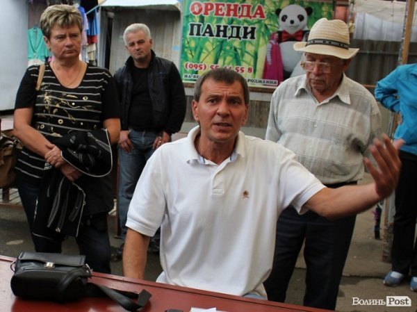 Старий ринок Луцька бунтує: хочуть працювати на День міста. ФОТО 