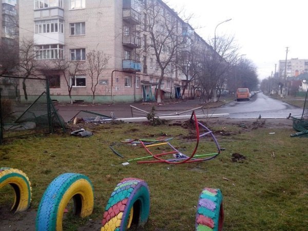 У Луцьку «Toyota» влетіла в дитсадок. ФОТО