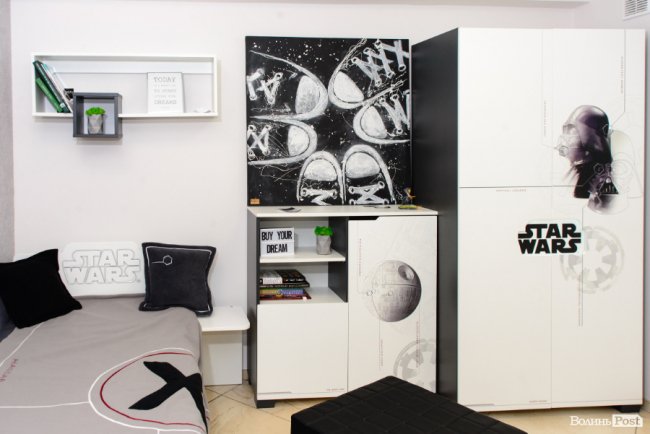  У Луцьку відкривають стильний меблевий шоурум. ФОТО *