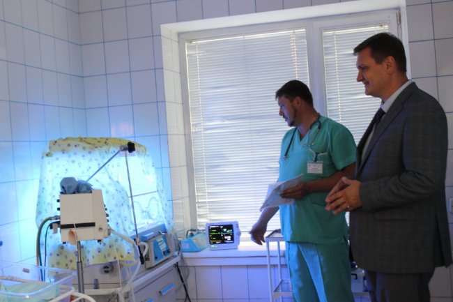 У Луцьку за недоношеними дітками стежитиме сучасна техніка від ПриватБанку*