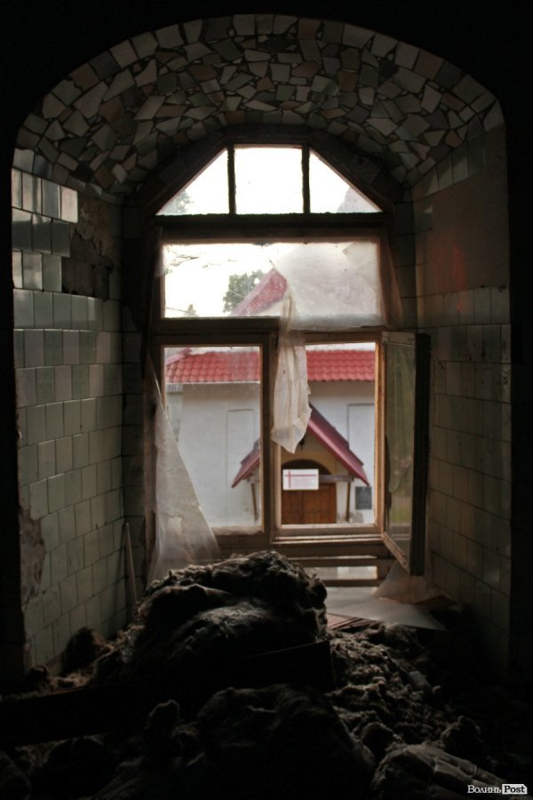 Мандруючи Волинню: костел ордену домініканців, забутий Богом і людьми. ФОТО