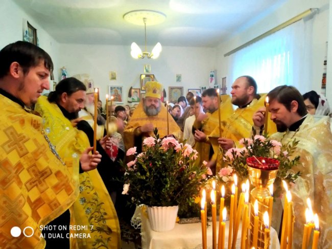 У селі на Волині прихильники УПЦ (МП) молилися у «храмовій хатинці». ФОТО