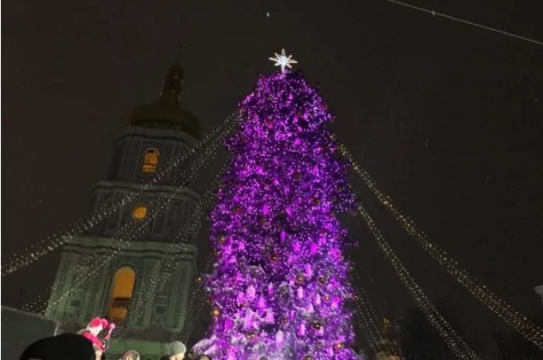 Якими були головні новорічні ялинки України останні 11 років. ФОТО