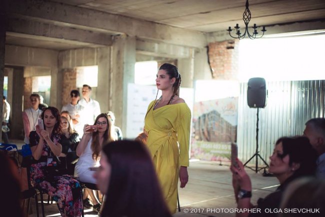 Другий день Lutsk Fashion Weekend: як будівництво перетворили на модний подіум