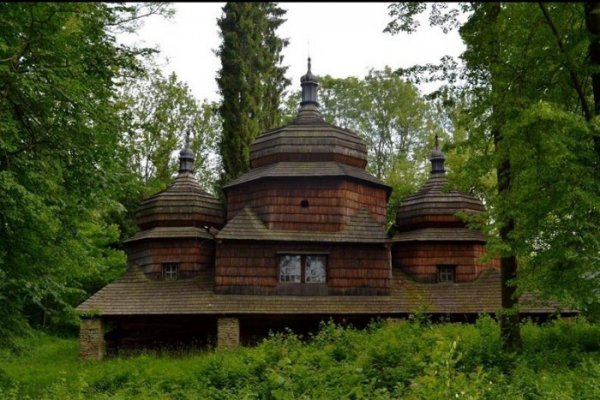 Закинуті українські храми Польщі. ФОТО