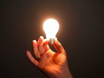 Де на Волині будуть відключати світло 13 серпня. АДРЕСИ