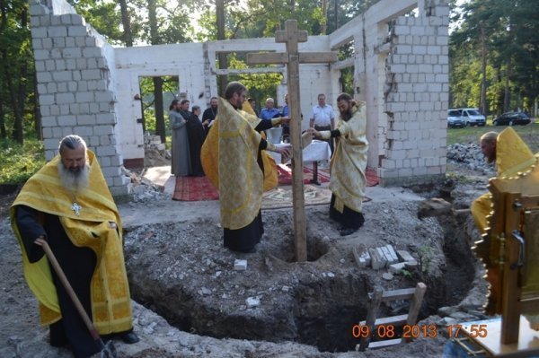 На Волині заклали першу цеглину «міліцейського» храму. ФОТО