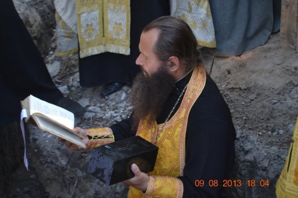 На Волині заклали першу цеглину «міліцейського» храму. ФОТО