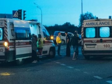 Біля лікарні у Києві померла 72-річна пацієнтка