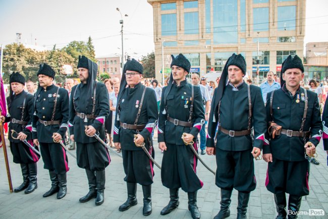 У Луцьку вшанували пам'ять загиблих воїнів АТО. ФОТО