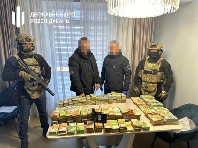 Депутат Рівненської облради незаконно збагатився на мільйони доларів, – ДБР