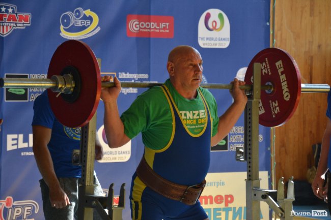 У Луцьку змагались пауерліфтери-ветерани. ФОТО