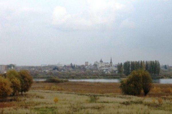 Оглядовий майданчик Луцька тоне у смітті. ФОТО