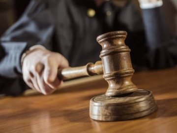 У Львові суд виправдав викладача, який показував студентам порно