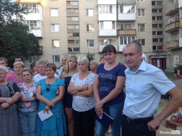 Мешканці ДПЗ давали поради меру Луцька та депутатам щодо облаштування їхніх дворів