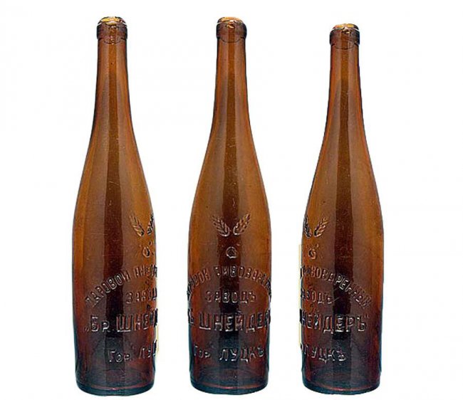 Пляшки Шнайдерів, 0,6 л, 1916 рік.