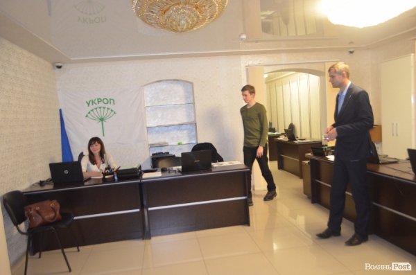 Як минув день у виборчих штабах політсил у Луцьку