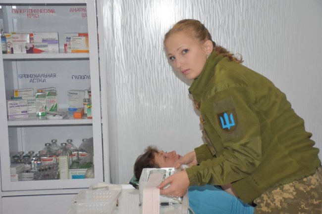 Військові з волинської бригади допомагають лікувати мешканців Донбасу. ФОТО