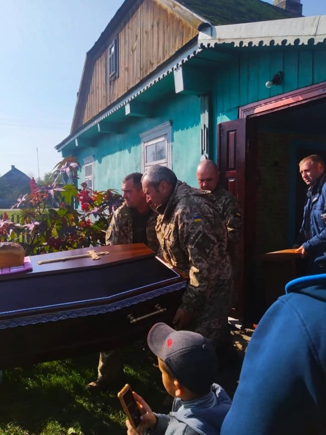 На Волині помер військовослужбовець, який захищав нашу країну. ФОТО
