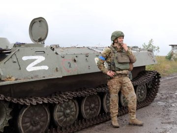 7 безпілотників, 17 броньованих машин і 230 росіян: що окупанти втратили за день у війні проти України