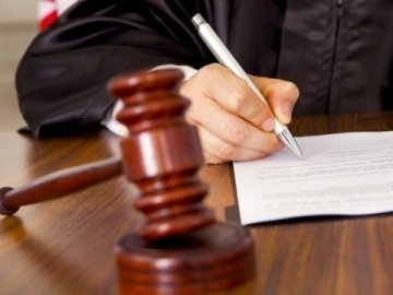 Керівник ГО із Харківщини за зґвалтування дитини отримав довічне