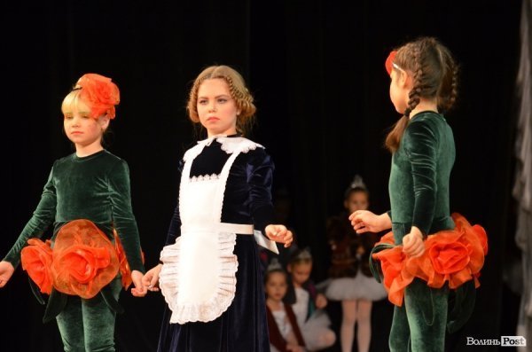 У Луцьку - благодійна вистава на допомогу онкохворим дітям. ФОТО