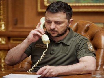 Зеленський говорив із Байденом