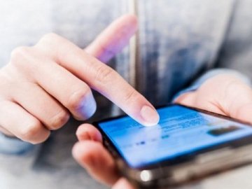 «Ваш син в поліції»: шахраї намагалися «кинути» волинянку на гроші